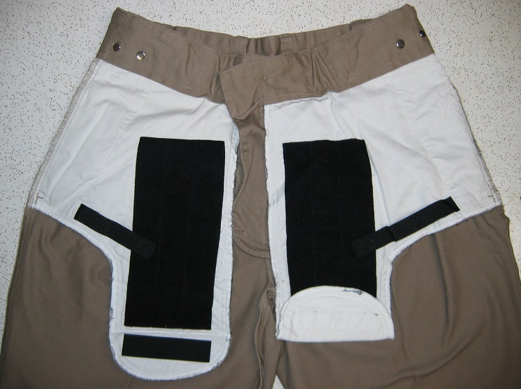 2017-holster-pockets-on-khakis-750w.jpg